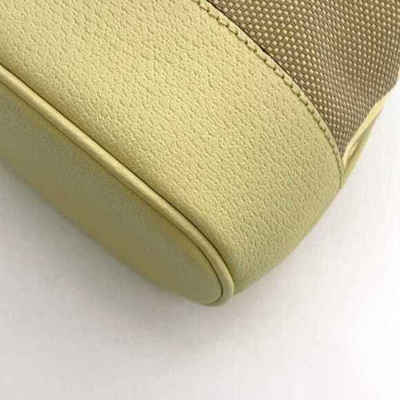 GUCCI Yellow Leather Shoulder Bag - Picture 6 of 11